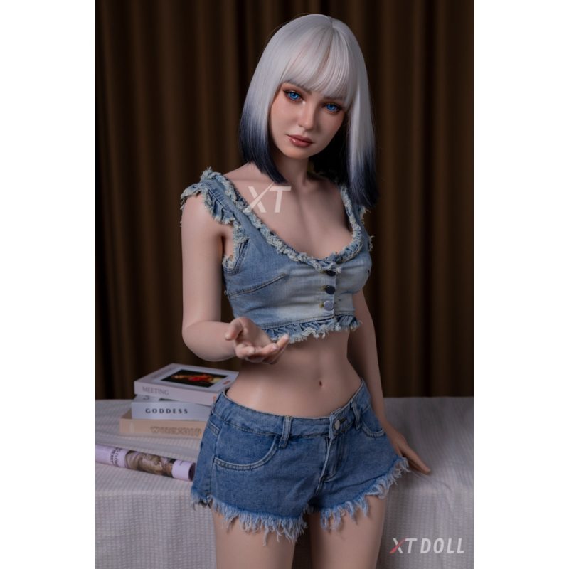 nicole 161b xt 31b silicone xt doll 03