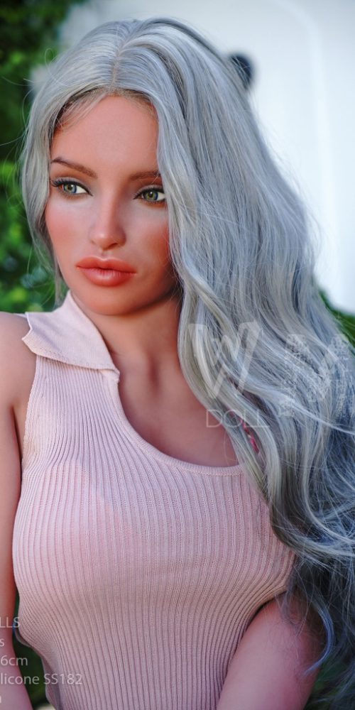 lupe 166c ss182 hybrid tan wm doll 02