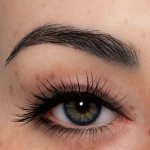 Pestañas implantadas