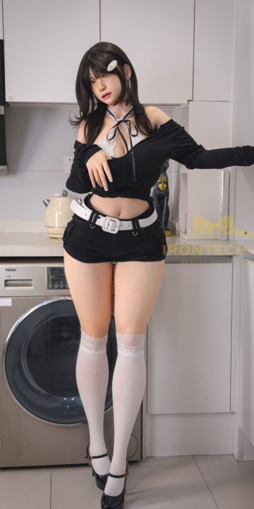katty 165 32 max silicone natural irontechdoll 04