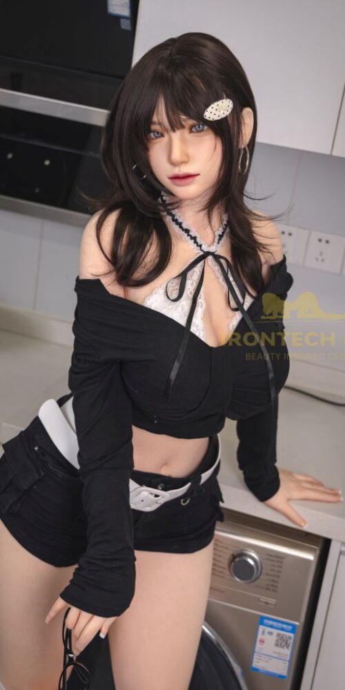 katty 165 32 max silicone natural irontechdoll 05
