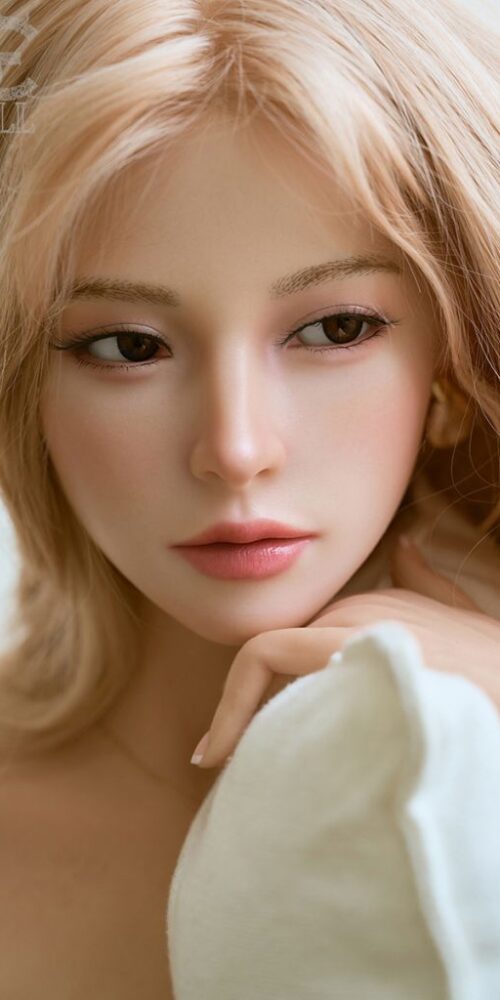 Zoey - Image 11