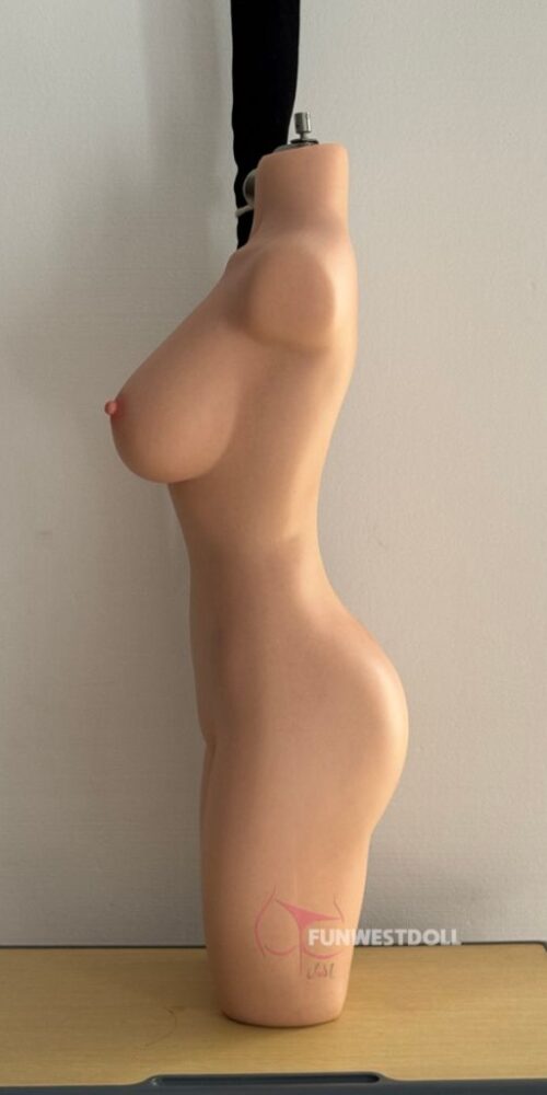 Torso Lilian pureza perdida - Image 34